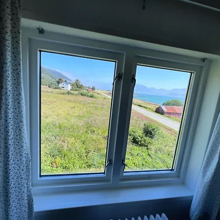 House With Whirlpool 度假居
