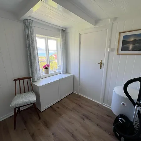 House With Whirlpool 度假居 Nygard (Nordland)