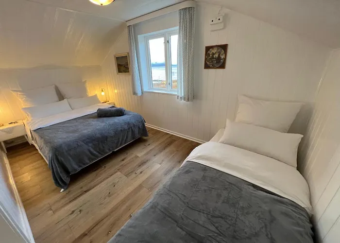 House With Whirlpool *